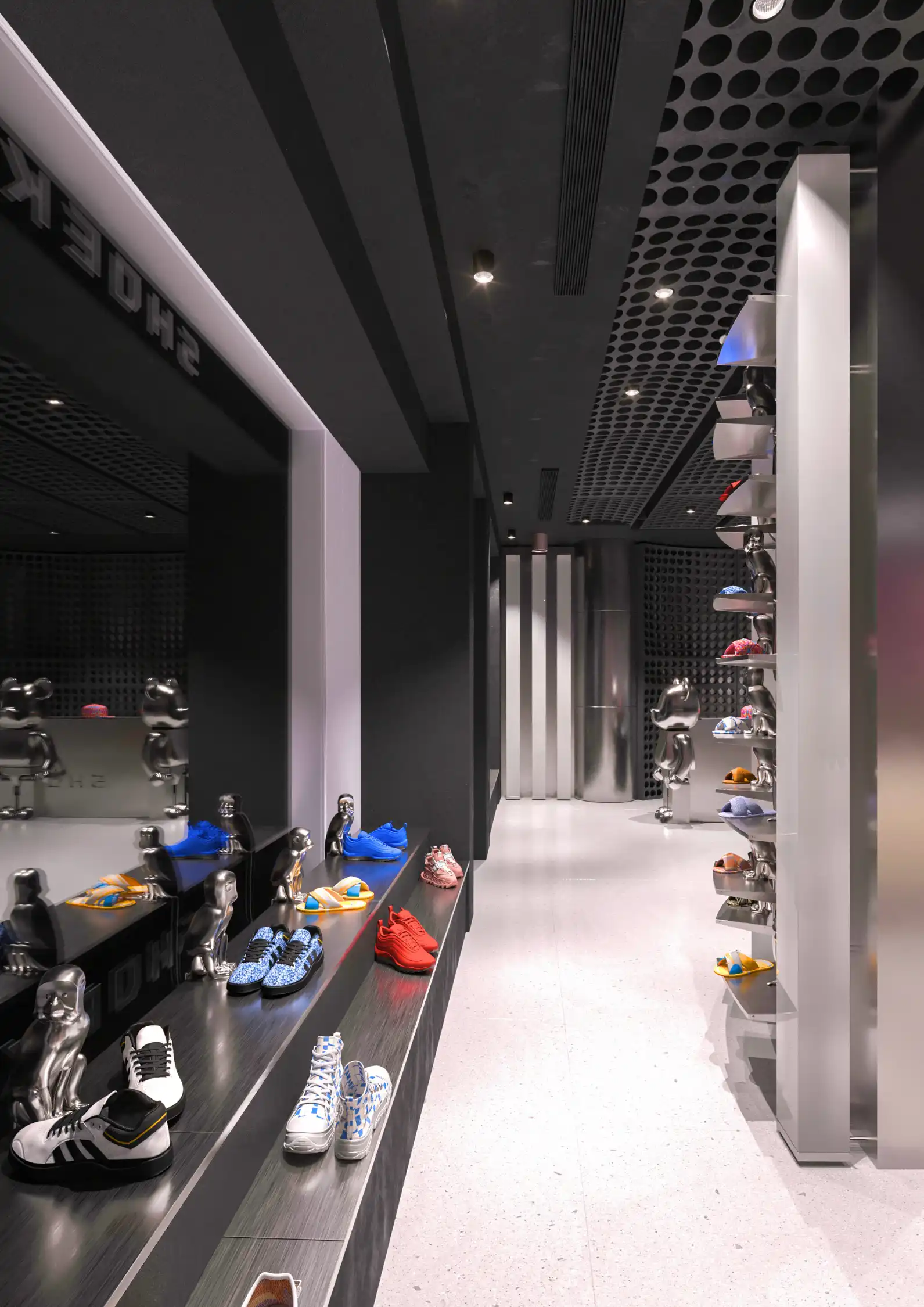 Shōkaps retail consultation lounge with luxury leather furniture